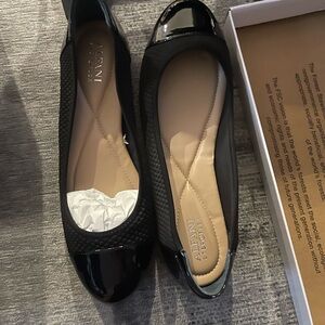 Black Alfani flats. Size 9.5